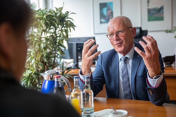 Heinz Reker, Lügdes Bürgermeister