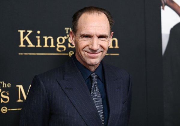Schauspieler Ralph Fiennes wollte nach eigenen Angaben kein Filmstar werden. (Archivbild) - © Evan Agostini/Invision via AP/dpa