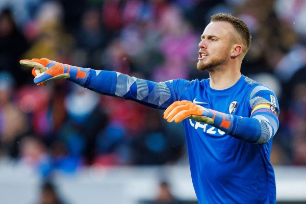 Der frühere Freiburger spielt künftig für Bayer Leverkusen - © Tom Weller/dpa