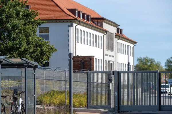 Das Friedrich-Loeffler-Institut - Bundesforschungsinstitut für Tiergesundheit auf der Insel Riems- befasst sich unter anderem mit der Ausbreitung von Stechmückenarten in Deutschland. - © Stefan Sauer/dpa