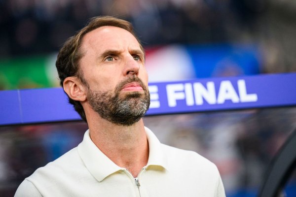Der frühere englische Fußballnationaltrainer Gareth Southgate wird zum Ritter geschlagen. (Archivfoto) - © Tom Weller/dpa