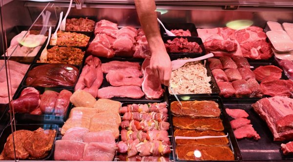 Immmer mehr Deutsche wollen bewusster Fleisch konsumieren. - © Bernd Weißbrod/dpa