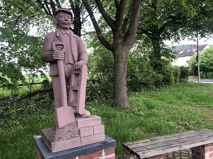 Zieglerdenkmal Brakelsiek, gestiftet von Bundespr&auml;sident Frank-Walter Steinmeier. - &copy; Silke Buhrmester