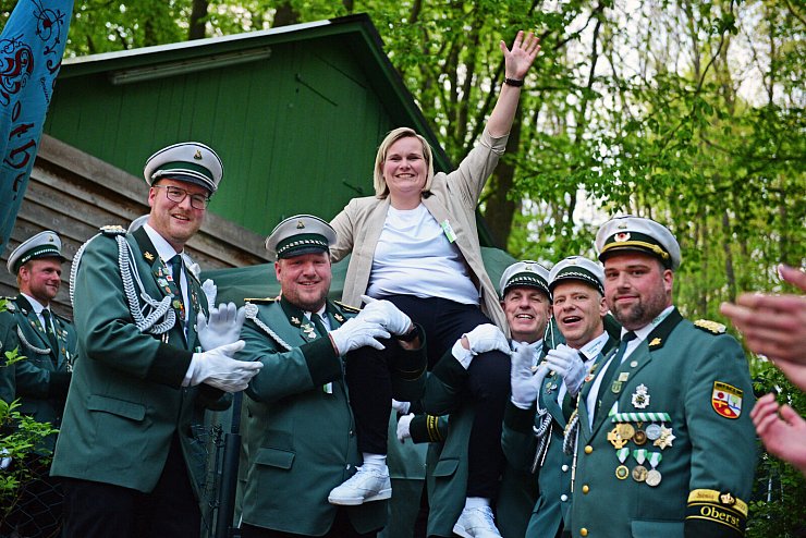Luisa Wiechers ist neue Schützenkönigin. - © Nicole Ellerbrake