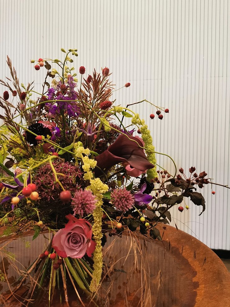 Für ihre Abschlussprüfung hat Merle Lödige diesen Blumenstrauß gestaltet. - © Merle Lödige