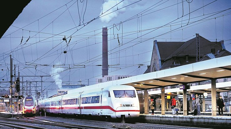 Ausgerechnet zum Sommerferienende erreichen die ICEs der Deutschen Bahn, Bielefeld, Gütersloh und Herford nicht mehr. - © Sarah Jonek
