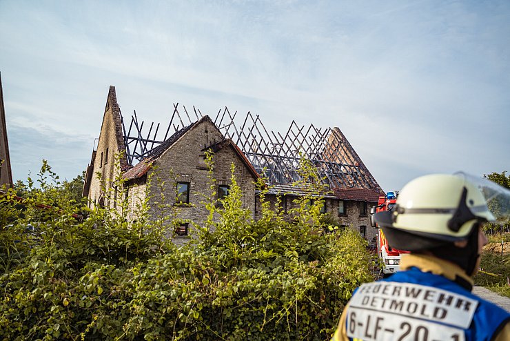 Abgebrannt: Das Bauernhaus in Obernienhagen ist nicht mehr bewohnbar. - © FreitagTV