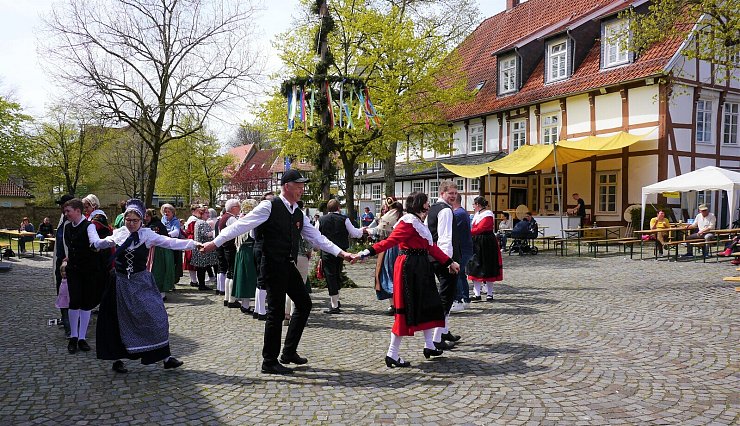 Der Volkstanzkreis Halle feiert am 1. Mai sein Jubiläum. - © Volkstanzkreis Halle