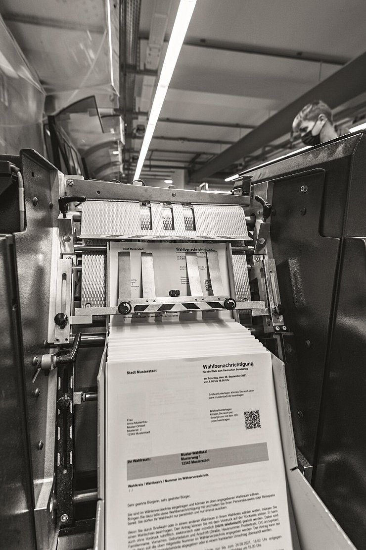 Wahlbenachrichtigungen werden über das KRZ verschickt. - Juergen Rehrmann ©