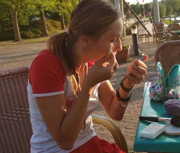 Wie aus Katja Akulenko "Harley Quinn" wird. - © Peter Rüger