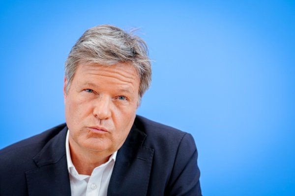 Der Amtsvorgänger: Robert Habeck. (Archivbild) - © Kay Nietfeld/dpa