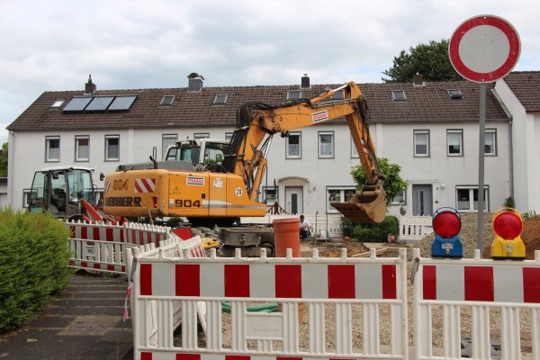 Baustelle: Am Wilmersiek wird gebaggert. - © Marlen Grote
