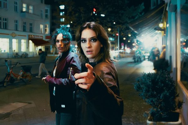 Doppelt mit dem Grimme-Preis ausgezeichnet: die RTL-Serie «Angemessen angry». (Foto Handout) - © Mitch Stöhring/RTL+/dpa