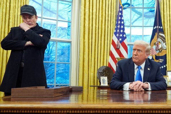 Trump hat einen Ratschlag für Musk. - © Alex Brandon/AP/dpa