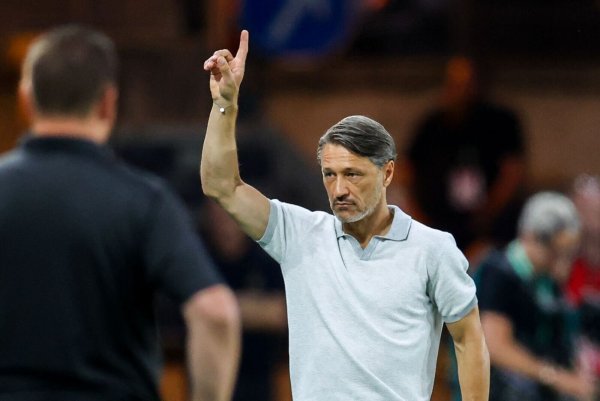 Niko Kovac hat seinen Vertrag beim BVB verlängert. (Archivbild) - © Christoph Reichwein/dpa