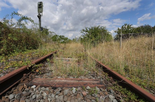 Die Union will die Nutzung von brachliegendem Bahngelände erleichtern. (Archivbild) - © Karl-Josef Hildenbrand/dpa