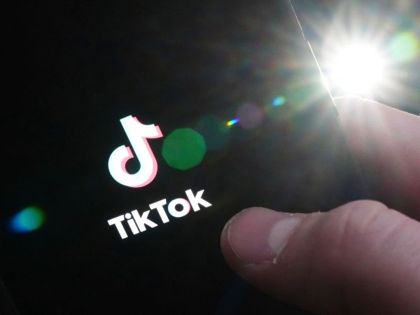 Tiktok gehört dem aus China stammenden Konzern Bytedance. - © Sean Kilpatrick/The Canadian Press/AP/dpa