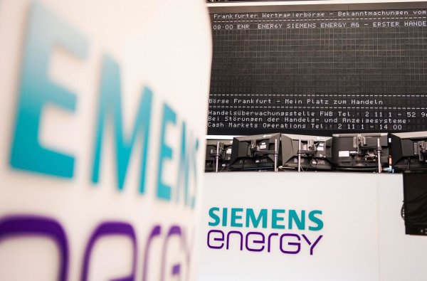 Siemens Energy darf seinen Aktionären schon für das laufende Geschäftsjahr eine Dividende zahlen. (Archivbild) - © Frank Rumpenhorst/dpa