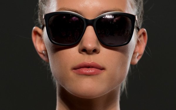 Cat-Eye-Sonnenbrille - © Foto: Monika Skolimowska