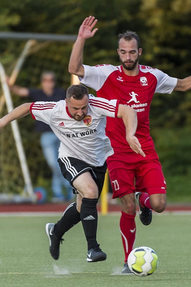 Schöne Vorlage vor dem 1:0: Posts Christian "Kiki" Schiprowski. - © Sebastian Lucas