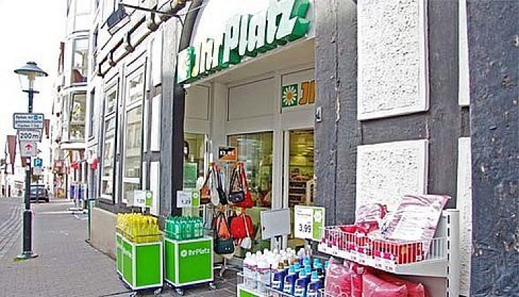 Drei "Ihr Platz"-Filialen in Lippe gerettet - © Lippe