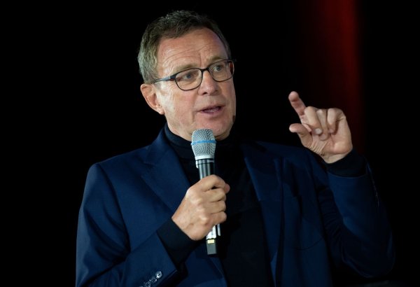 Ralf Rangnick kritisiert die Transferpolitik von Borussia Dortmund - © Sven Hoppe/dpa