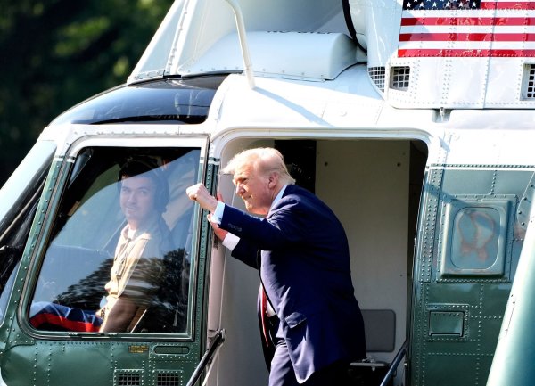 Trump lässt die Epstein-Affäre nicht los. - © Alex Brandon/AP/dpa