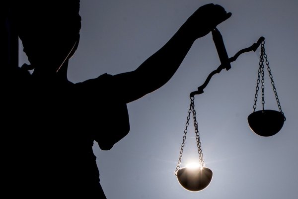 Justizia - © Foto: Frank Rumpenhorst/dpa/dpa-tmn