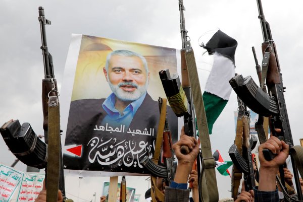 Israel hat sich knapp fünf Monate nach der Tötung des Hamas Auslandschefs Ismail Hanija erstmals offiziell zu der Tat bekannt. (Archivbild) - © Osamah Abdulrahman/AP