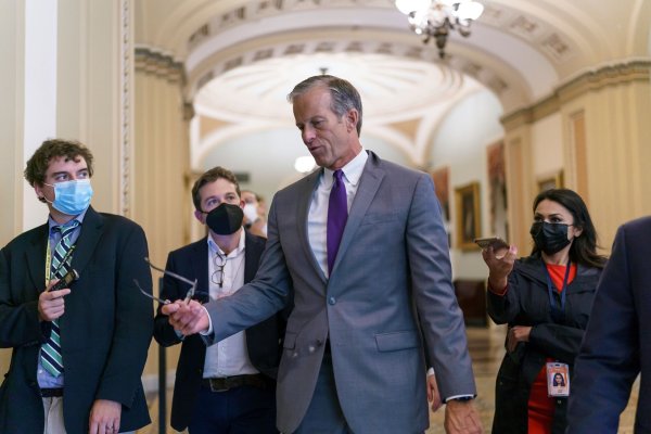 John Thune sitzt seit vielen Jahren im US-Senat. - © J. Scott Applewhite/AP/dpa