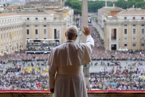 Papst Leo XIV. feiert am Sonntag seine offizielle Amtseinführung. (Archivbild) - © Francesco Sforza/Vatican Media/AP/dpa