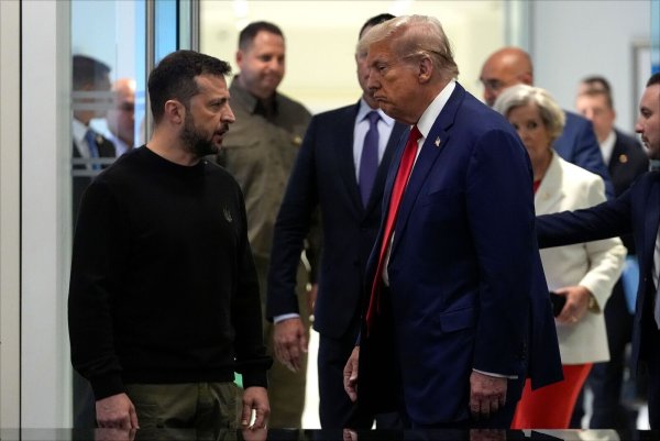 Selenskyj bangt nach Trumps Sieg um die Unterstützung der USA für sein Land. (Archivbild) - © Julia Demaree Nikhinson/AP/dpa