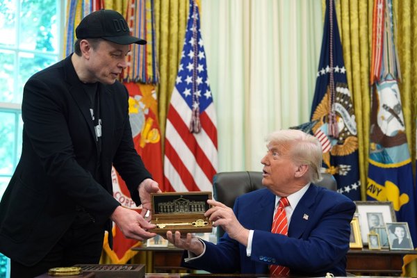 US-Präsident Donald Trump und Elon Musk. - © Evan Vucci/AP/dpa