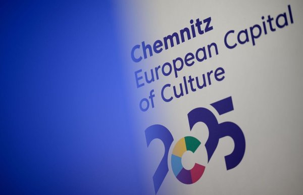 Nach jahrelangen Vorbereitungen: Chemnitz ist Kulturhauptstadt Europas (Illustration). - © Hendrik Schmidt/dpa
