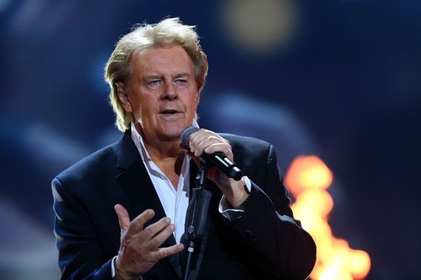 Howard Carpendale findet Inspiration in der Badewanne. - © Hendrik Schmidt/dpa