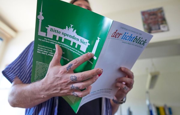 Viermal im Jahr erscheint Deutschlands einzige unzensierte Gefangenen-Zeitschrift in einer bundesweiten Auflage von 7.500 Stück. - © J?rg Carstensen/dpa