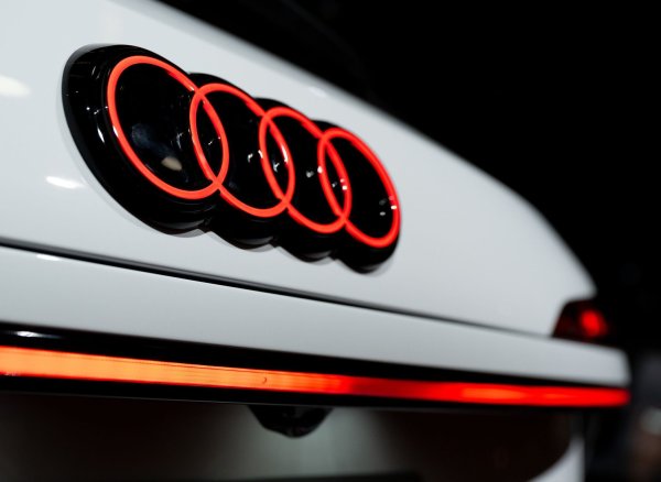 Audi hat im laufenden Jahr bisher weniger Fahrzeuge an den Kunden gebracht als 2024. (Archivbild) - © Sven Hoppe/dpa