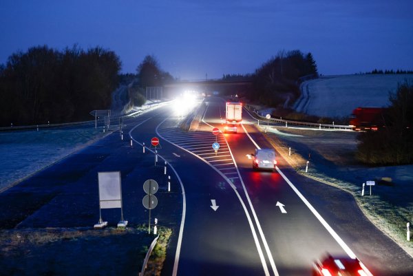Das Bundesverwaltungsgericht hat grünes Licht für den Autobahnbau gegeben. - © Thomas Banneyer/dpa
