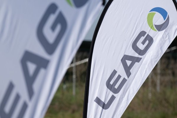 Die EU-Kommission sieht in der Förderung in Höhe von bis zu 1,75 Milliarden Euro keinen Verstoß gegen EU-Beihilferegeln. (Archivbild) - © Sebastian Kahnert/dpa