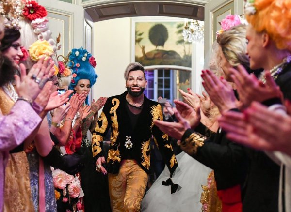 Berlin Fashion Week - Harald Glööckler - © Foto: Jens Kalaene