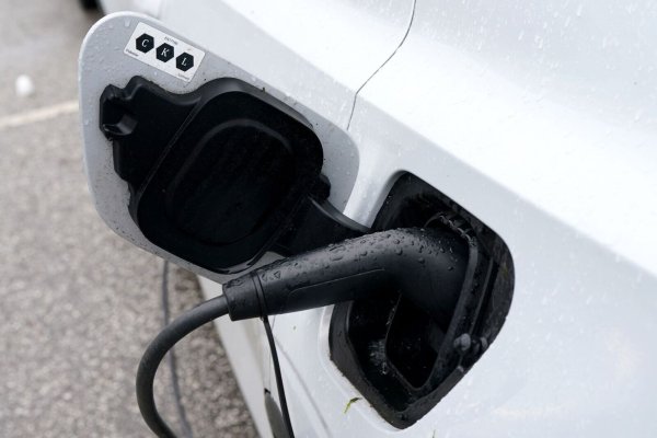 Günstiger Ladestrom ist ein wichtiger Aspekt bei der E-Mobilität. - © Marcus Brandt/dpa