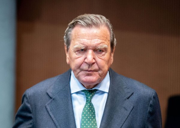 Ex-Kanzler Gerhard Schröder bietet an, per Video auszusagen. (Archivbild) - © Kay Nietfeld/dpa