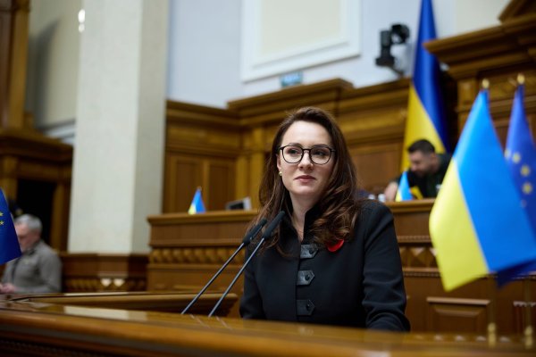 Julia Swyrydenko soll am Donnerstag zur neuen Regierungschefin der Ukraine bestimmt werden - zuvor stimmte das Parlament für den Rücktritt der alten Regierung. (Archivbild) - © Vadym Sarakhan/AP/dpa