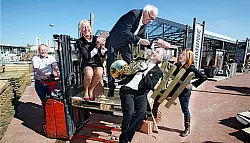 Kultur im Baumarkt - © Detmold