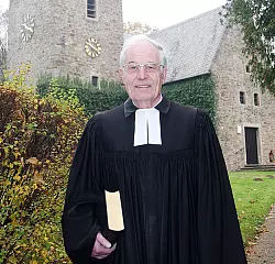 Geht in den Ruhestand: Pastor Friedrich Wehmeier wird am 27. November von der Kirchengemeinde Donop feierlich verabschiedet. - © Foto: Lüdeking