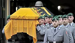 Trauerfeier in

Detmold - &copy; Detmold