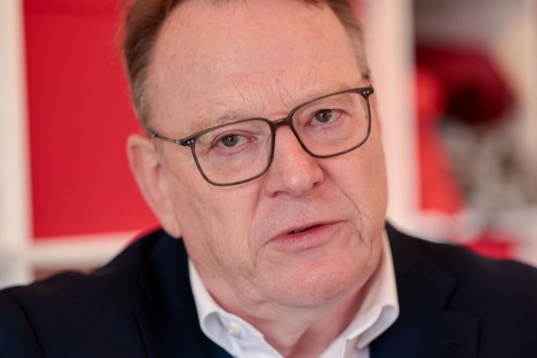 Köln hat kurz nach dem Antreten des neuen Oberbürgermeisters Torsten Burmester eine Haushaltssperre erlassen. (Archivbild) - © Thomas Banneyer/dpa