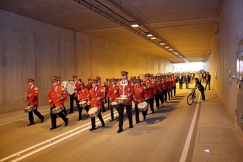 Neuer Tunnel eingeweiht Lokale Nachrichten aus Blomberg LZ.de