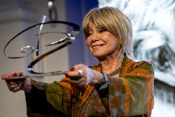 Judy Winter, Schauspielerin, reagiert auf den Götz-George-Preis 2025. - © Fabian Sommer/dpa