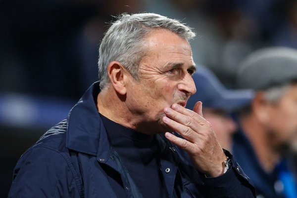 Fortuna Düsseldorfs Vorstandsmitglied Klaus Allofs räumt Fehler ein. (Archivbild) - © Christoph Reichwein/dpa